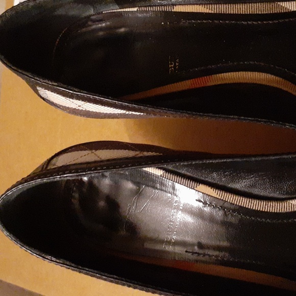BURBERRY LEATHER NOVA CHECK PUMPS 39 - Picture 16 of 16